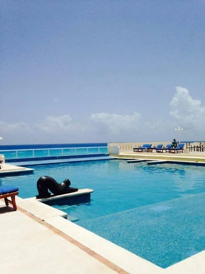 Hotel Turquesa Κανκούν